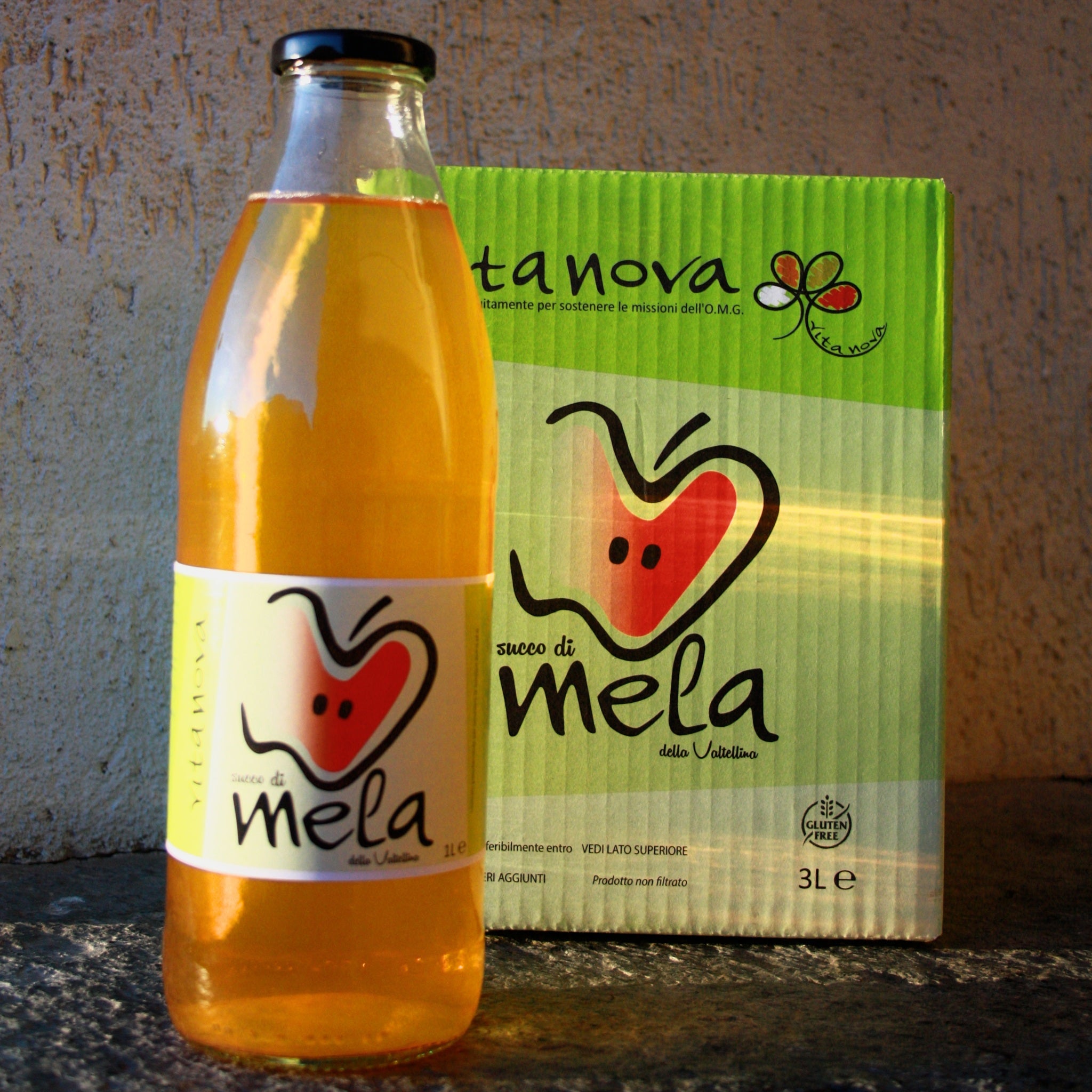 Succo di mela naturale